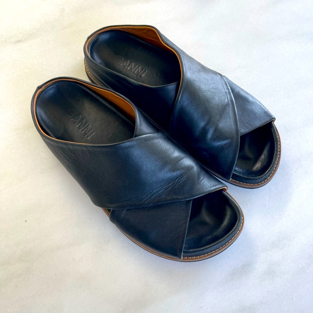 Ganni Crossover Sandal